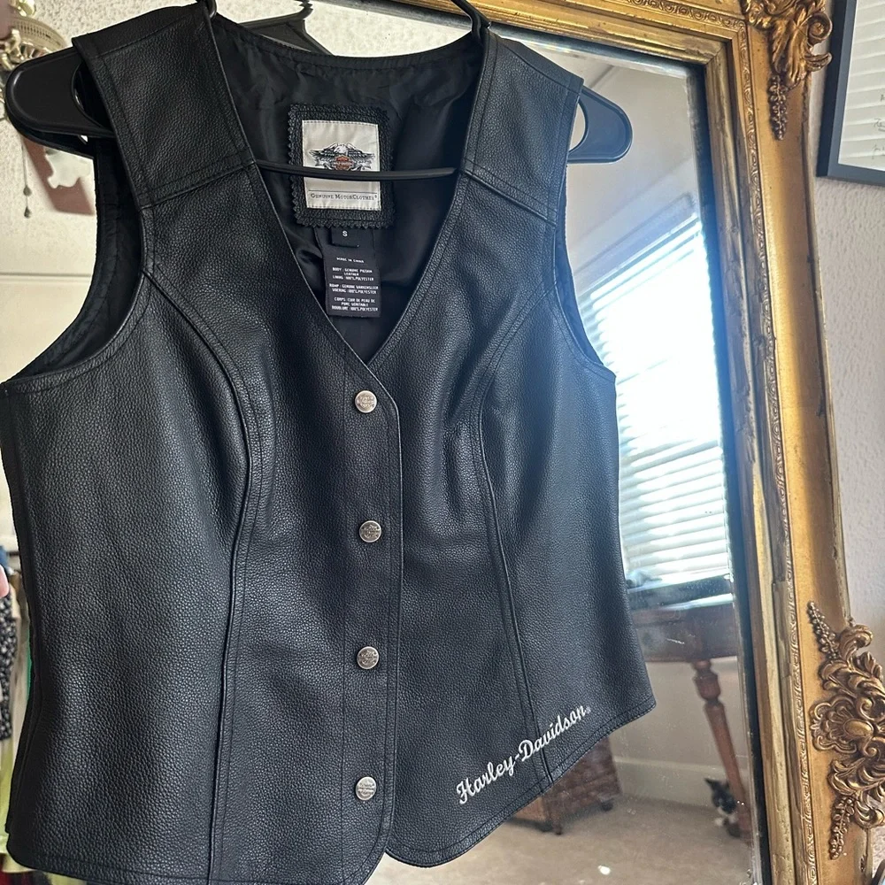Harley-Davidson Genuine Black Leather Vest - Picture 1 of 4